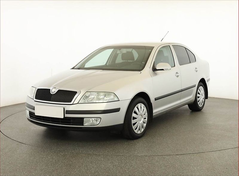 Škoda Octavia (2004) Elegance 1.9 TDI, Serv.kniha - fotka 2 z 14