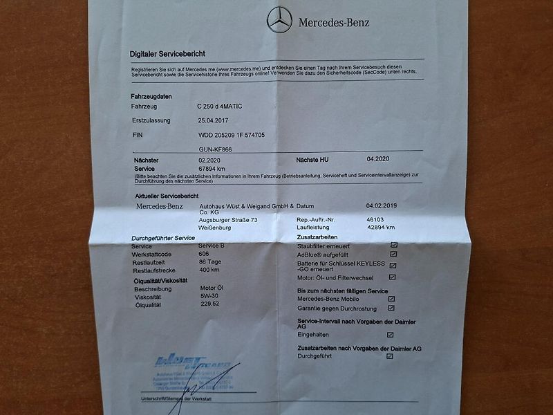 Mercedes-Benz Třídy C (2017) C 250d 150kW 4MATIC BURMESTER - fotka 44 z 50
