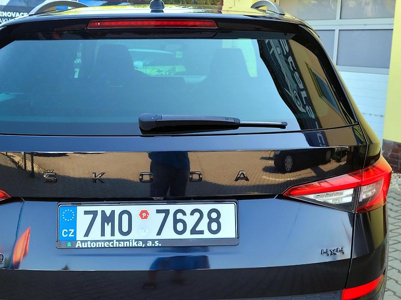 Škoda Kodiaq CZ,1maj,4x4, Sport-Line 140kW - fotka 48 z 48
