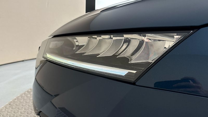 Škoda Octavia 2.0 TSI DSG 4x4 Style Combi - fotka 18 z 27