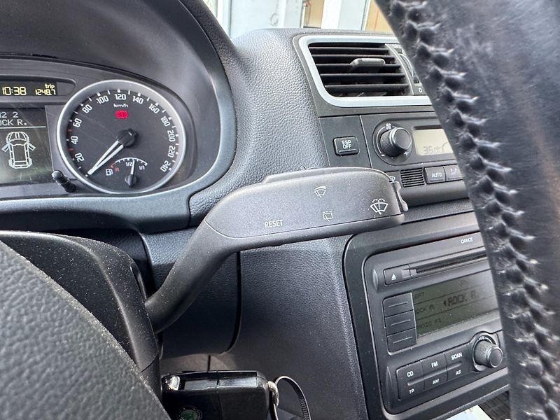 Škoda Roomster (2009) 1.4 16V - fotka 22 z 42