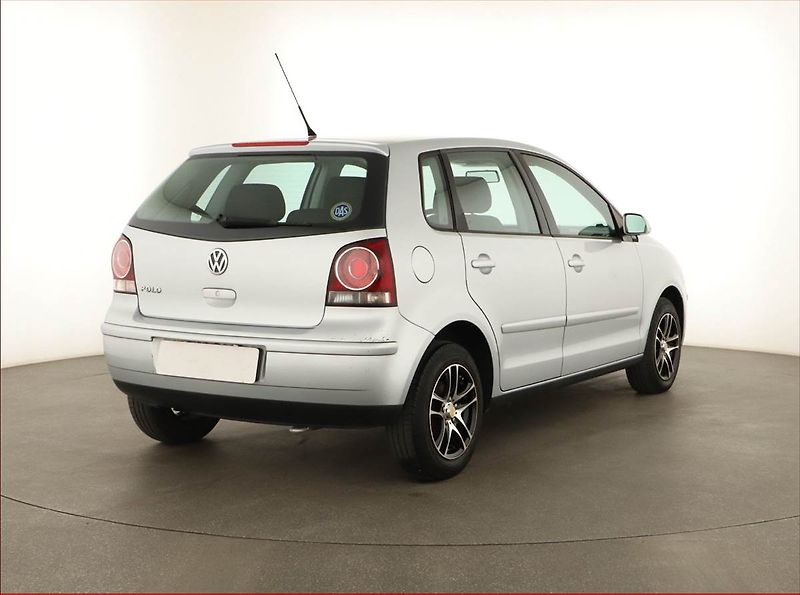 Volkswagen Polo (2007) 1.2, Serv.kniha, po STK - fotka 5 z 12