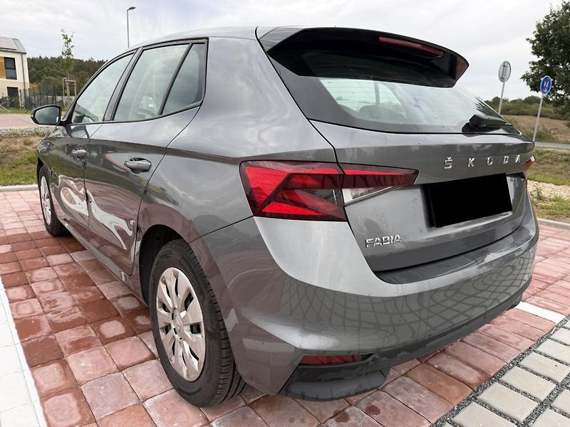 Škoda Fabia (2023) 1.0 TSI 70 Ambition,nový model - fotka 3 z 12