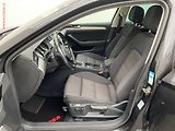 Volkswagen Passat (2018) 2.0TDi, DSG, navi, kamera - náhled 9