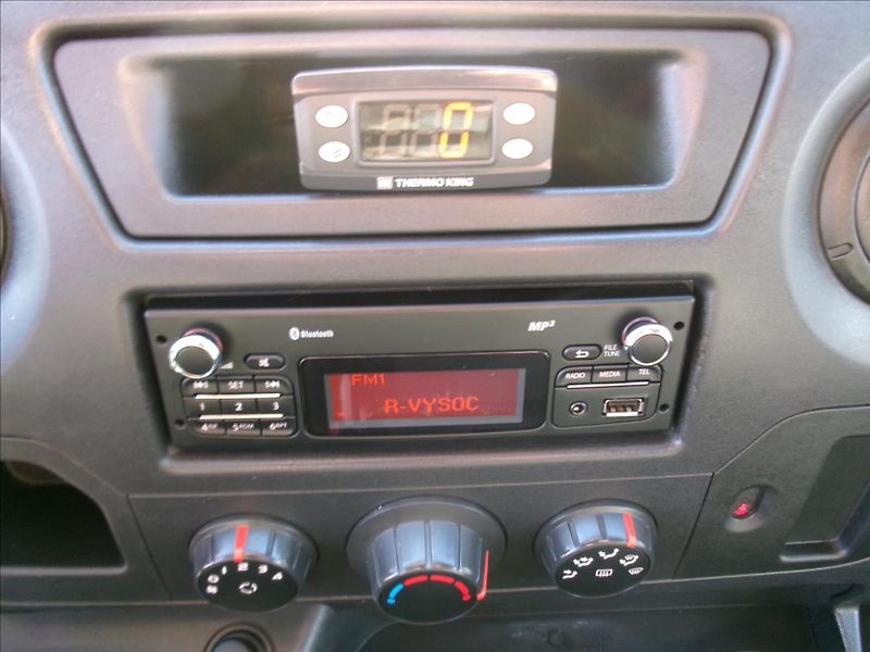 Renault Master 2,3 dCi 110k COOL DPH 12xCZaut - fotka 16 z 35
