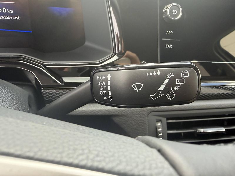 Volkswagen Polo (2025) People 5G 1,0TSi - fotka 16 z 25