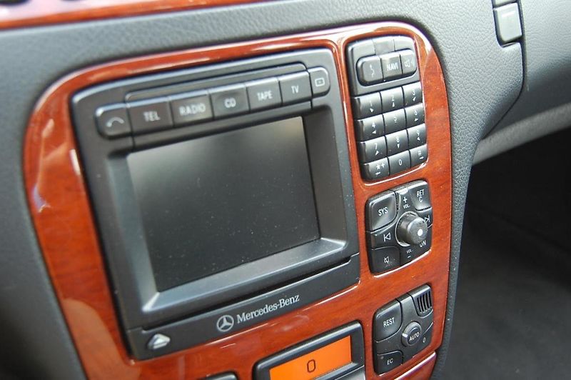 Mercedes-Benz Třídy S (1999) S 320 CDi, 137tis km! - fotka 40 z 45