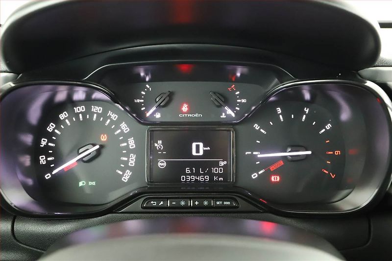 Citroën C3 (2021) 1.2 PureTech, ČR,1.maj - fotka 9 z 12
