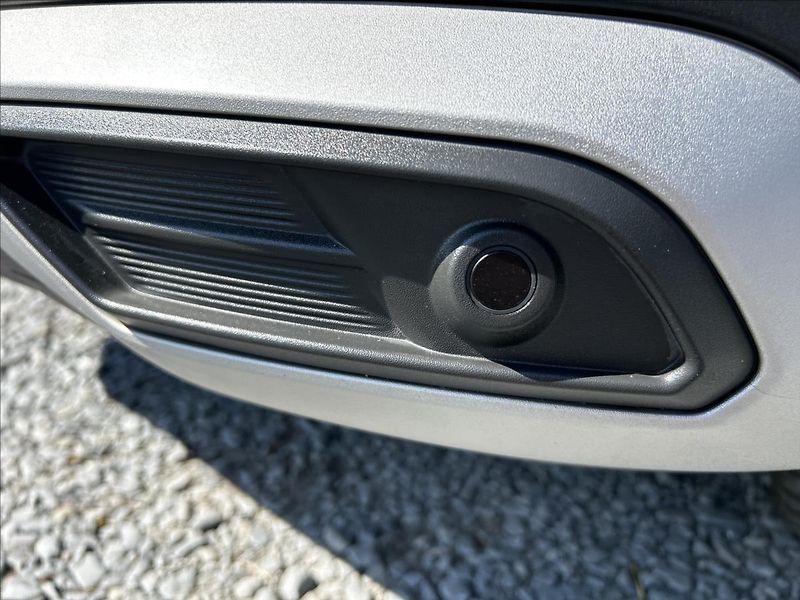 Seat Ateca 1,5 TSi DSG DPH  LED,ALU - fotka 42 z 49