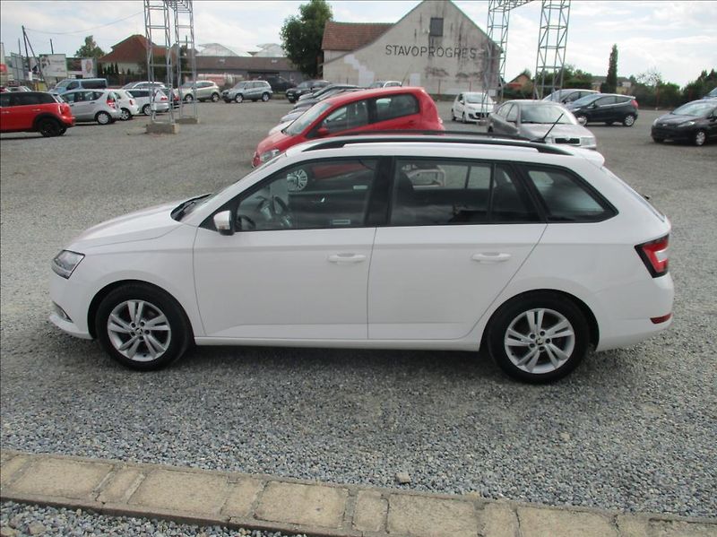 Škoda Fabia 1,0 TSI, servis,DPH,1.maj,CZ, - fotka 8 z 43