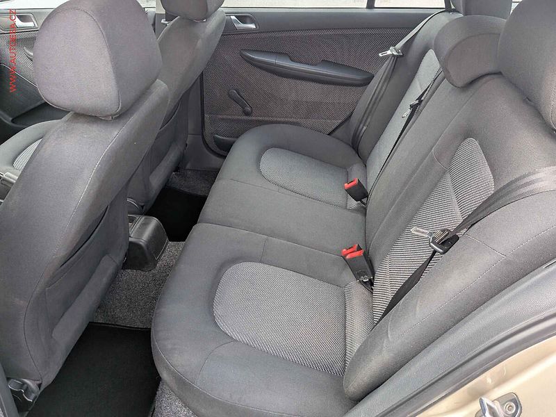 Škoda Fabia (2007) 1.2 i, ČR - fotka 10 z 13