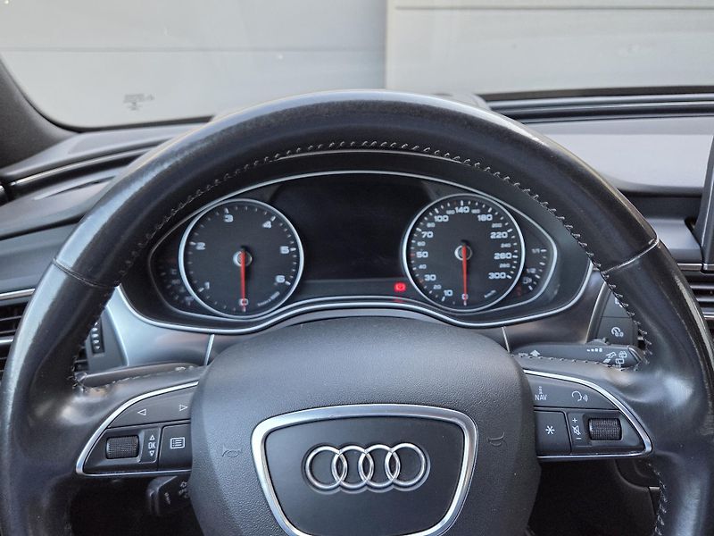 Audi A6 Avant 3,0TDi Quattro S-Line 2maj HUD - fotka 18 z 41