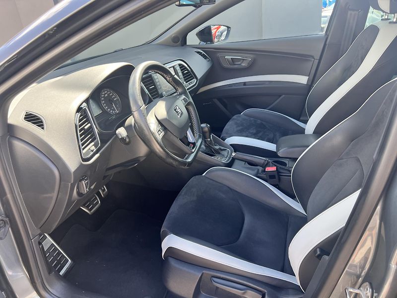 Seat Leon Cupra 280 2.0TSi DSG KŮŽE ALU - fotka 9 z 55