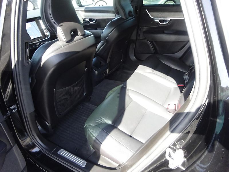 Volvo S90 AWD 173kW Inscription ČR DPH - fotka 7 z 30