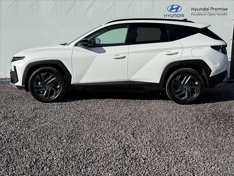 Hyundai Tucson 1,6 T-GDI PHEV 20 YEARS LUXURY - fotka 3 z 26