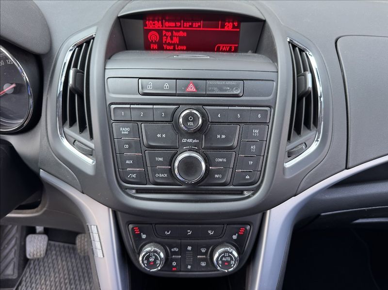 Opel Zafira 1,6 CDTi 100kW TOURER tažné - fotka 36 z 50