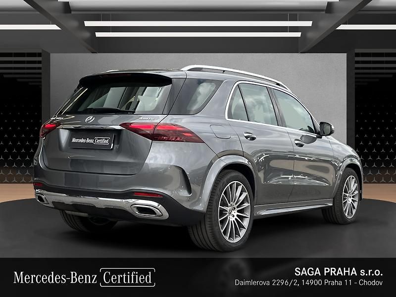 Mercedes-Benz GLE 300 d 4MATIC AMG Line Airmatic - fotka 4 z 18