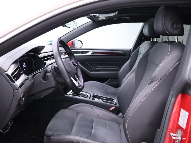 Volkswagen Arteon 2,0 TDI DSG 4M R-Line LED DPH - fotka 10 z 32