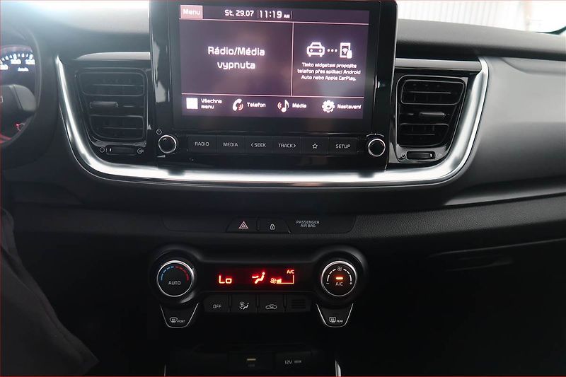 Kia Stonic (2023) Exclusive 1.0 T-GDI, EXCLUSIVE - fotka 12 z 17