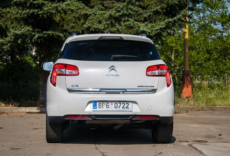 Citroën C4 Aircross - fotka 6 z 22