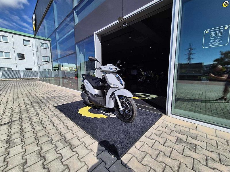 Piaggio Liberty 125 iGET (2026) Liberty 125 S E5+ - fotka 1 z 39