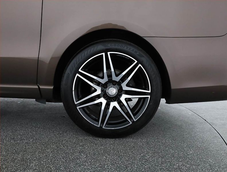 Mercedes-Benz Třídy V (2017) Avantgarde 250 d 4MATIC, DPH - fotka 21 z 21
