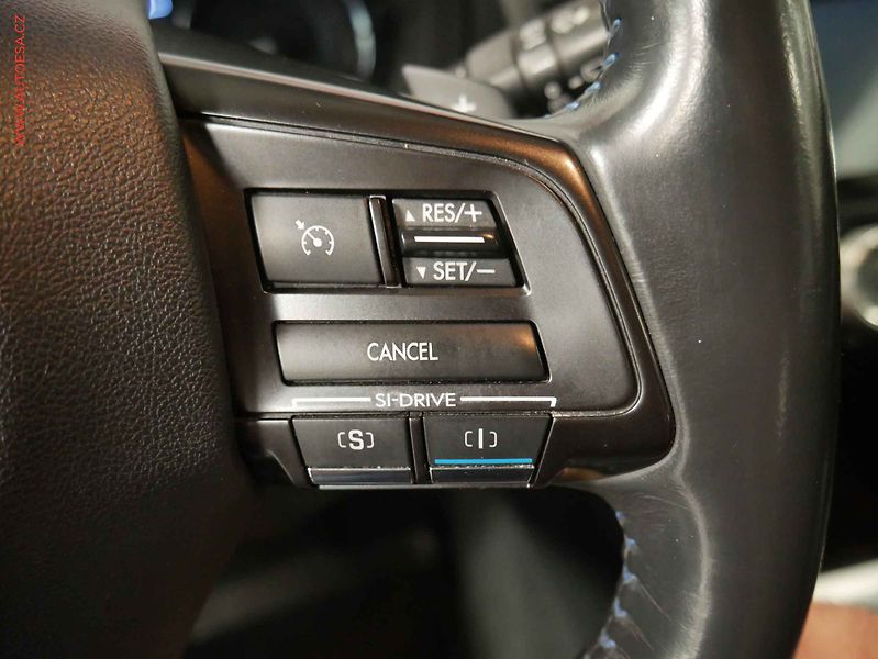 Subaru Levorg (2015) 1.6T 4x4, 1.maj, AT, xenon - fotka 14 z 25