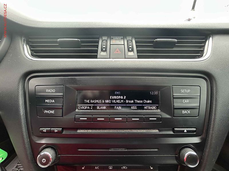 Škoda Octavia (2013) 1.2 TSI, ČR, AC, výhřev sed - fotka 15 z 15