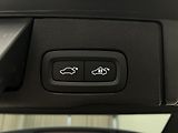 Volvo XC60 B4 AWD R-DESIGN AUT CZ - náhled 44