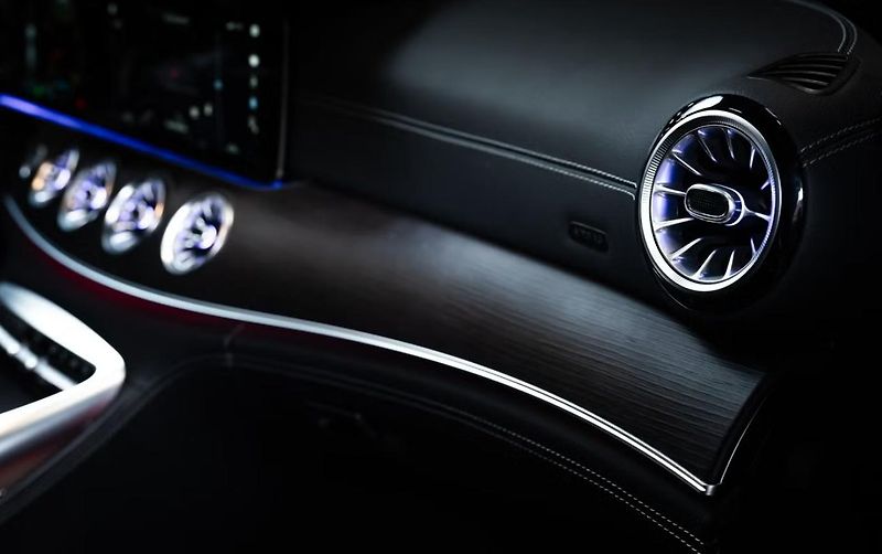 Mercedes-Benz AMG GT 43 4M Matrix 360k HuD Panorama - fotka 21 z 28