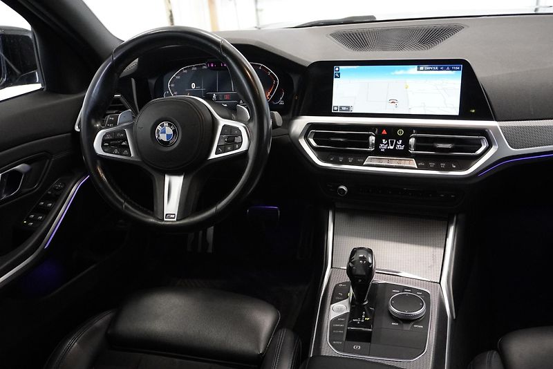 BMW Řada 3 (2020) 320D  2,0 M-SPORT XDRIVE AUT. - fotka 24 z 31