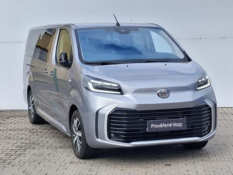 Toyota ProAce Verso 2,0 D-4D 8AT L2 Family Webasto - fotka 6 z 26