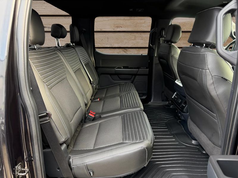 Ford F-150 (2022) +5.0+ROUGH COUNTRY+CERVINI+ - fotka 11 z 21