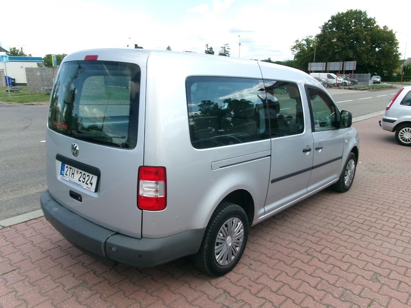Volkswagen Caddy (2009) 1,9TDI KLIMA invalid.rampa - fotka 6 z 29