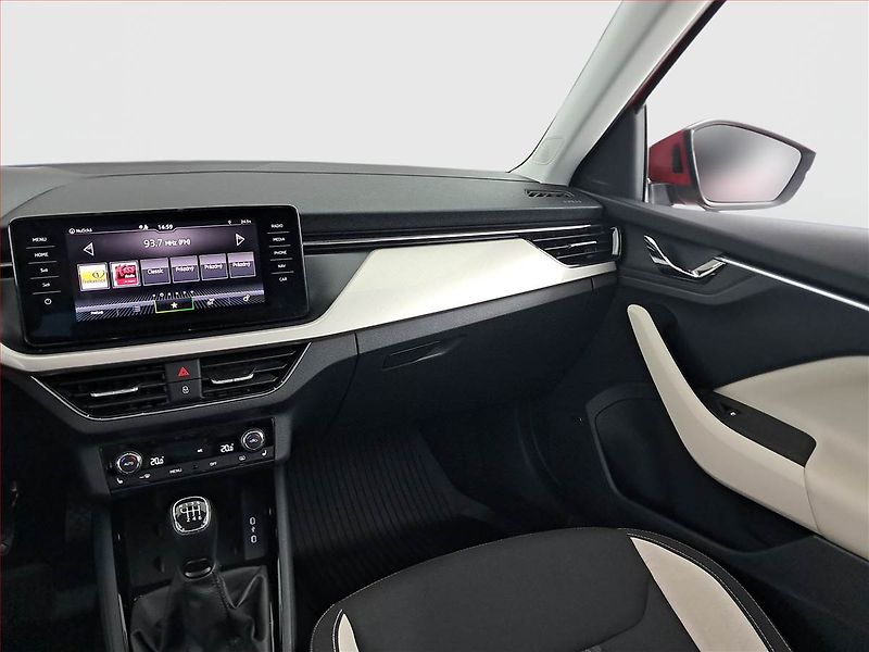Škoda Kamiq (2020) Style Plus 1.0 TSI - fotka 8 z 21