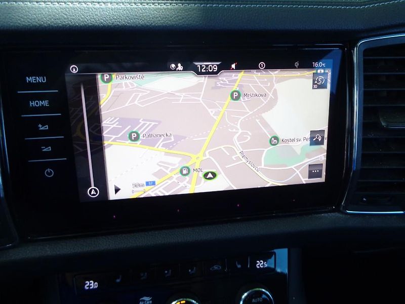 Škoda Kodiaq 2,0TDI DSG 4x4 STYLE PLUS 110 - fotka 18 z 30