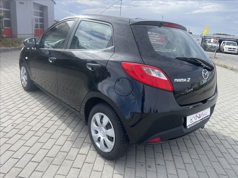 Mazda 2 1,4 i 55kw Klima ABS po STK - fotka 26 z 29
