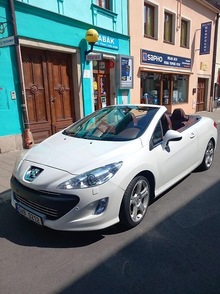 Peugeot 308 (2009) 1.6 KABRIO 103 kw AUTOMAT - fotka 8 z 24