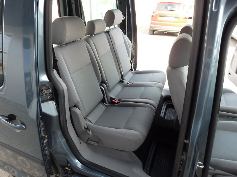 Volkswagen Caddy 2,0i KLIMA ECOFUEL  - fotka 10 z 17