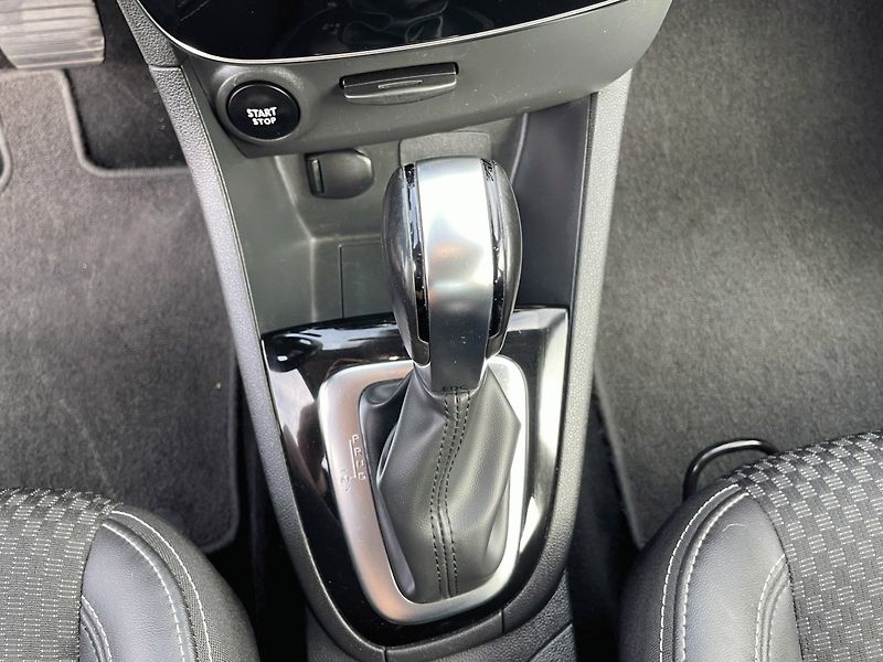 Renault Clio (2016) 1.2 TCe,Automat,Intens,ČR - fotka 24 z 36