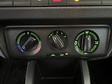 Škoda Fabia 1,0   TSI 70kW,SERVISKA - náhled 14