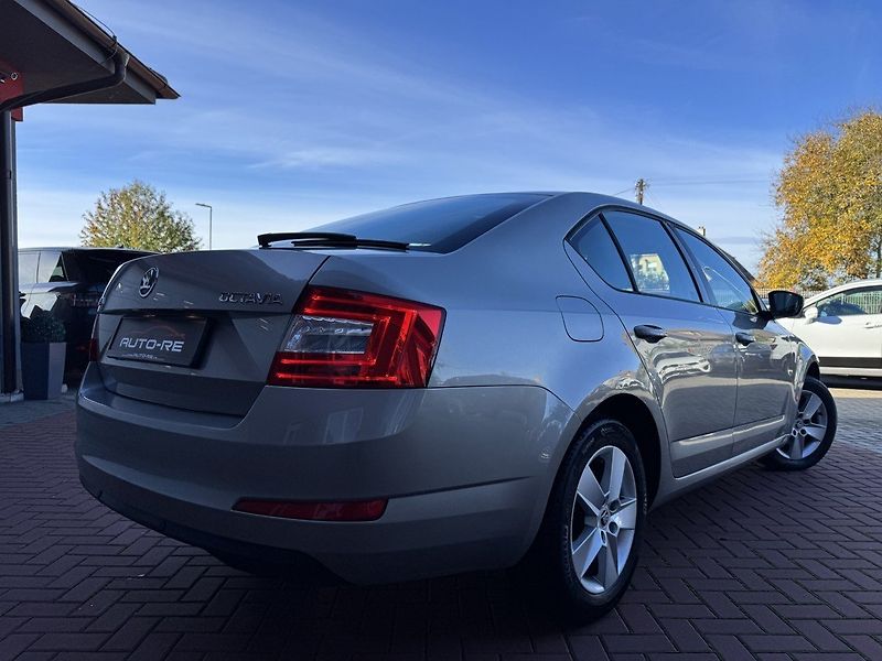 Škoda Octavia (2013) 2.0TDi  Klima Tempomat BT - fotka 2 z 45