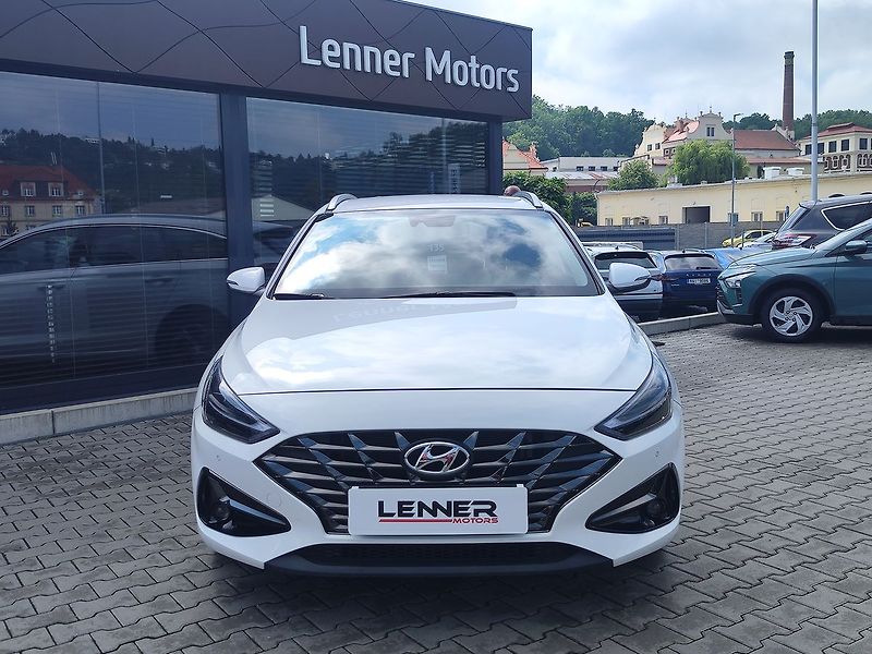 Hyundai i30 1.5 T-GDI/117kW Family Smart - fotka 2 z 29