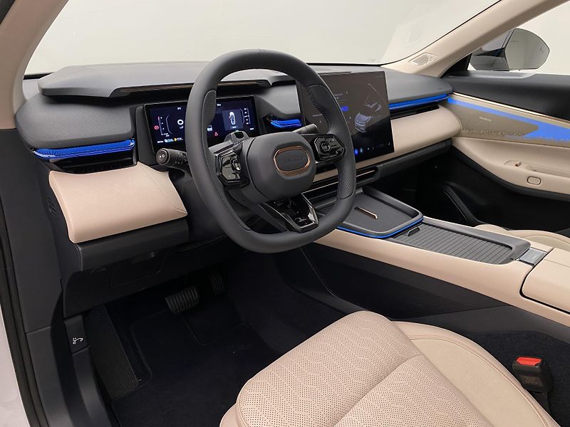 Lynk & Co 08 (2026) MORE PHEV - fotka 4 z 108