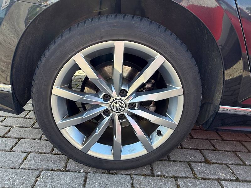 Volkswagen Passat (2017) 2.0 TDI BMT 140kW DSG Highline - fotka 25 z 32