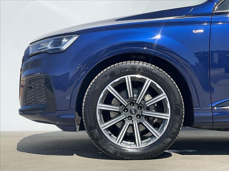 Audi Q7 3,0 50 TDI quattro S line - fotka 17 z 21