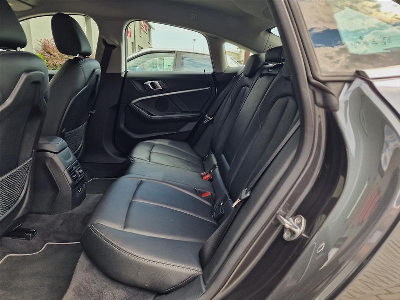 BMW Řada 2 218d GranCoupe,Luxury,ČR,1Maj - fotka 17 z 49