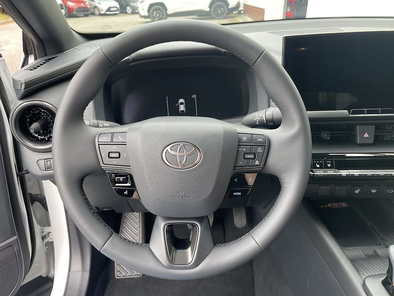 Toyota C-HR 2.0L PHEV, (2x4), Style - fotka 11 z 19