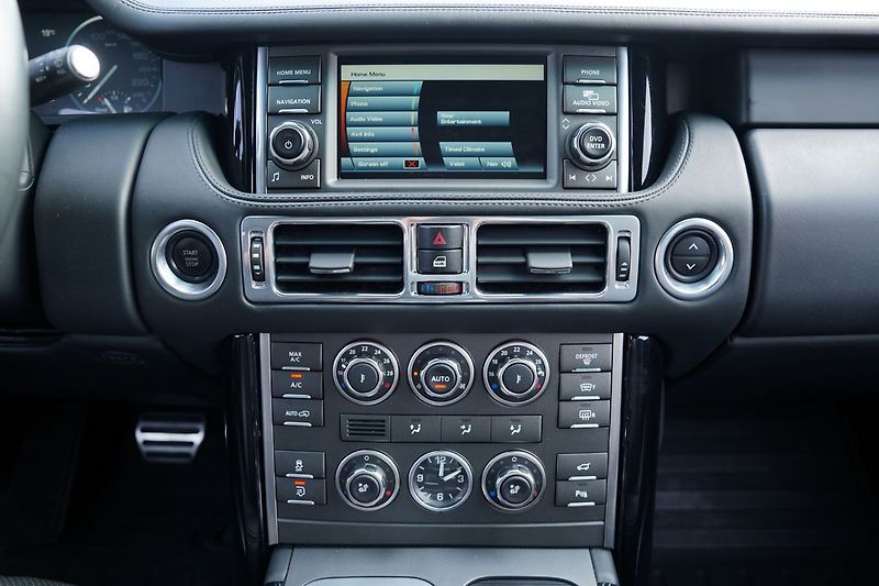 Land Rover Range Rover 4.4 SDV8 Autobiography/4x4/ČR - fotka 35 z 46