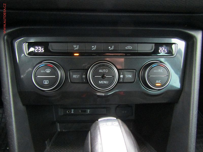 Volkswagen Tiguan (2016) 2.0 TDi 4x4, ČR, Comfortline - fotka 15 z 20